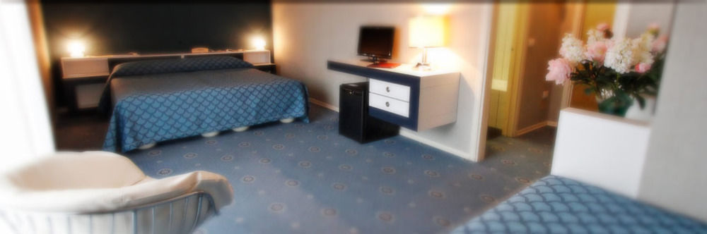 Hotel Antares Arona Extérieur photo